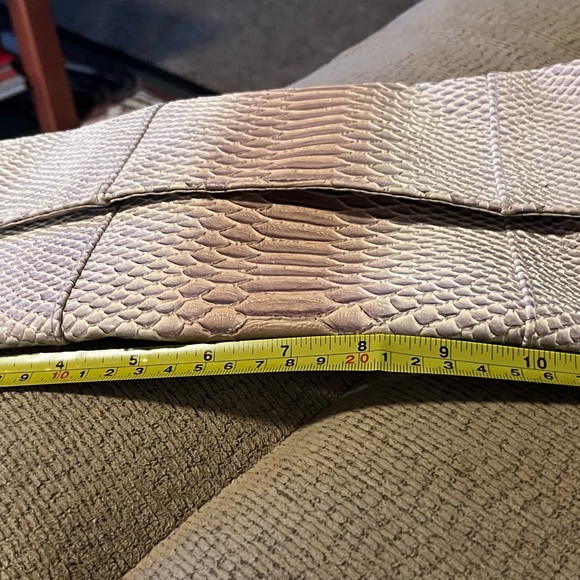 Jessica McClintock croc clutch - Picture 5 of 7